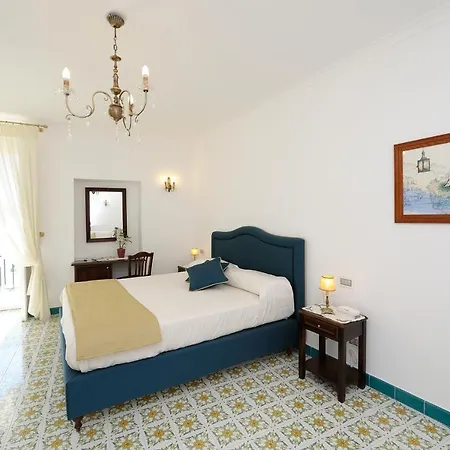 Boutique Gimagi 4*