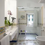 Boutique Gimagi 4*