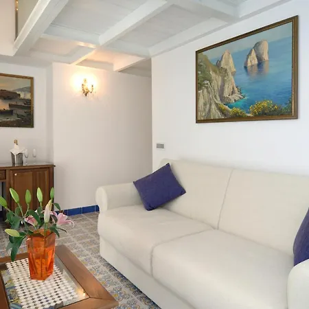 Boutique Gimagi Πανσιόν 2*