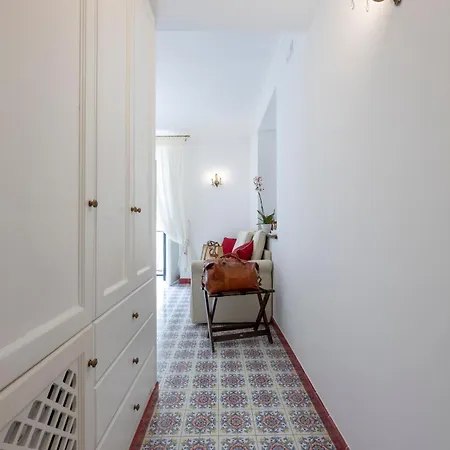 Boutique Gimagì 4*