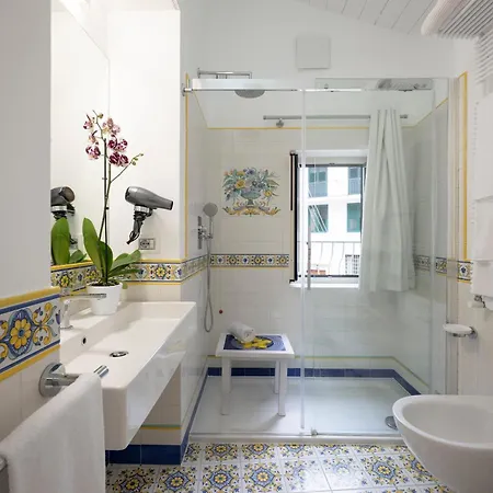 Boutique Gimagi 4*